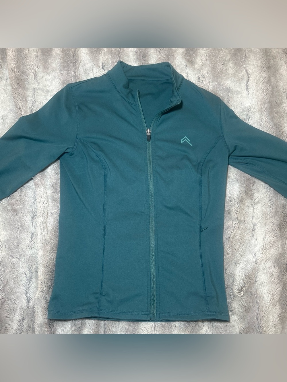LIKE NEW women’s small ‘Oneractive’ marine Teal full-length zip up jacket